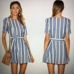 NWOT Tularosa Blue/ White Striped Short sleeve, belted, Fit & Flare Dress Small,